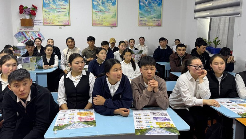 Нарын районунун Ак-Талаа айылында лекция